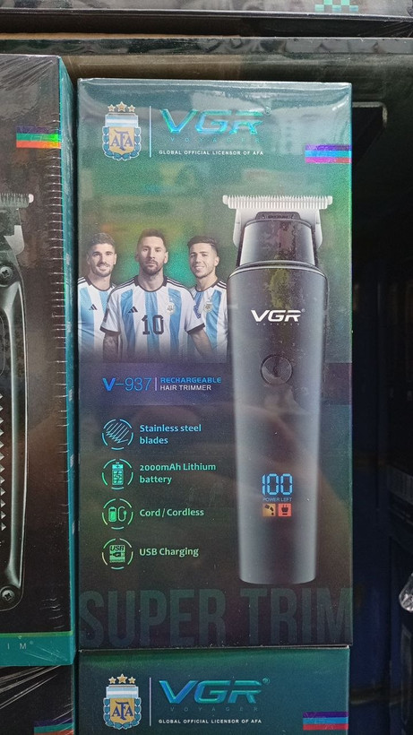 ماشین اصلاح وی جی آر مدل V-937 با تکنولوژی برش مستقیم و ضد آب