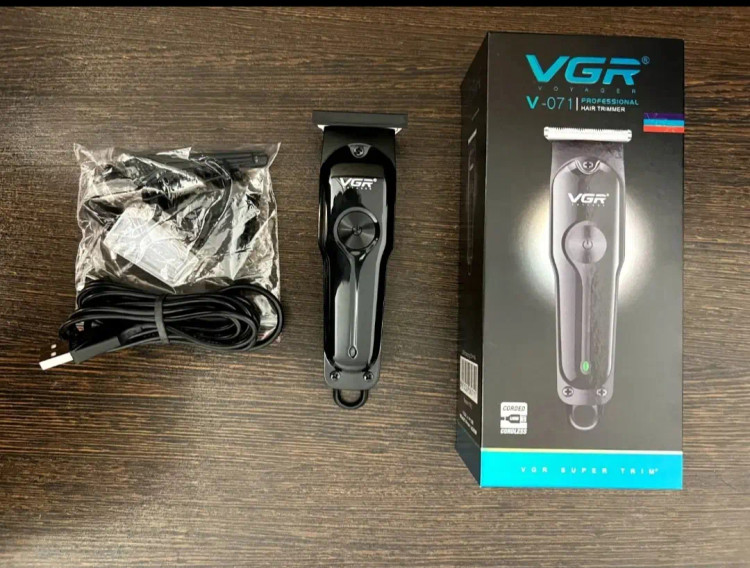ماشین اصلاح وی جی ار مدل V 071