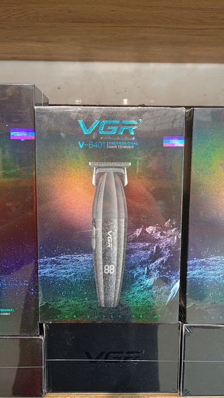 ماشین اصلاح وی جی آر مدل V640T