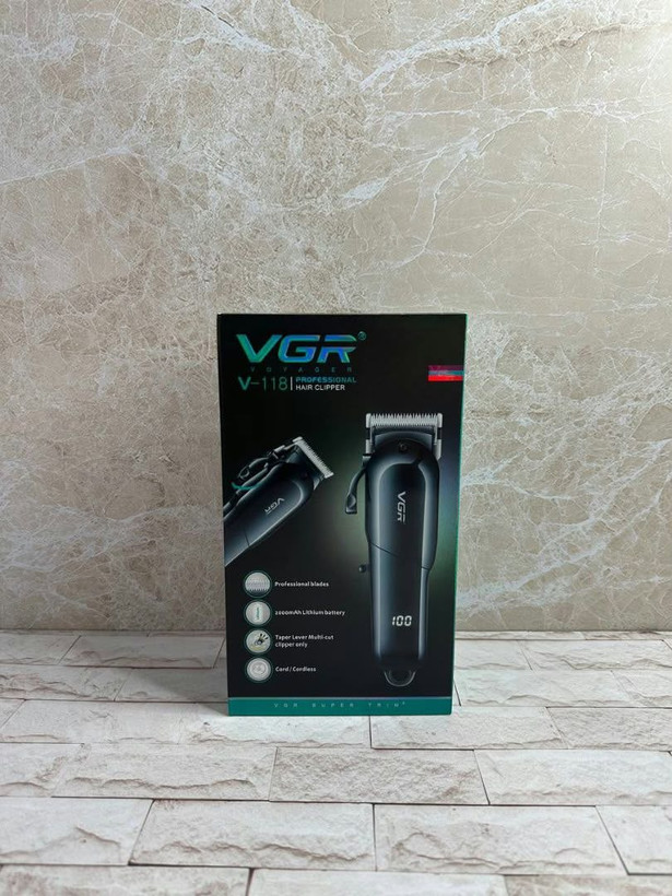 ماشین اصلاح وی جی آر مدل V-118 با برش مستقیم و تیغه استیل ضد زنگ